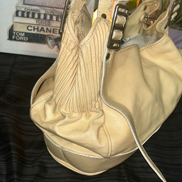 Burberry Cream Patent Leather Crossbody/ Hand Bag- Vintage Project Piece - Picture 5 of 17